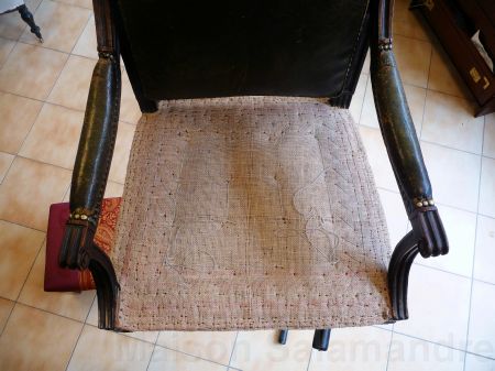 Restauration Fauteuil Louis XVI